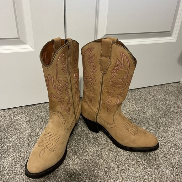 Masterson Boot Company Tan/Pink Mid Calf Cowboy Boots Sz 7 - Picture 4 of 9